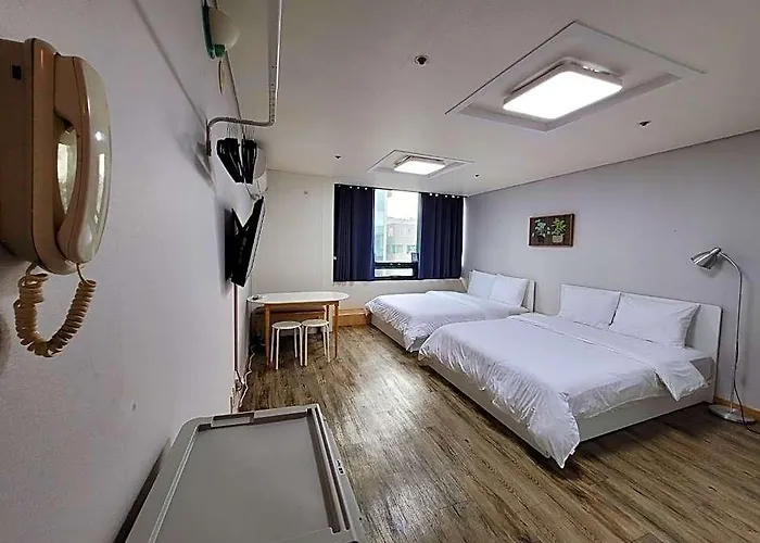 Hotel Sh