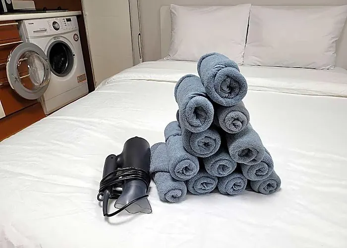 Hotel Sh 2*
